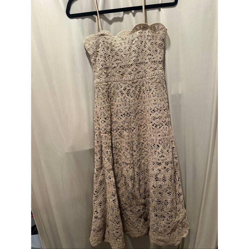 Donna Karan New York Crochet Lace Dress Nude Beige Fit Flare Size 4